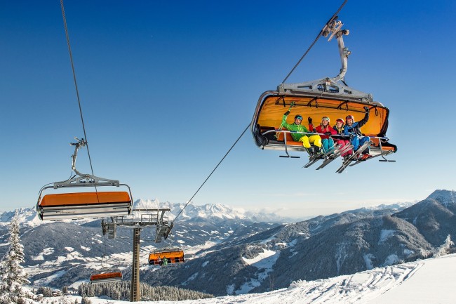 Moderne Liftanlagen im Snow Space Salzburg